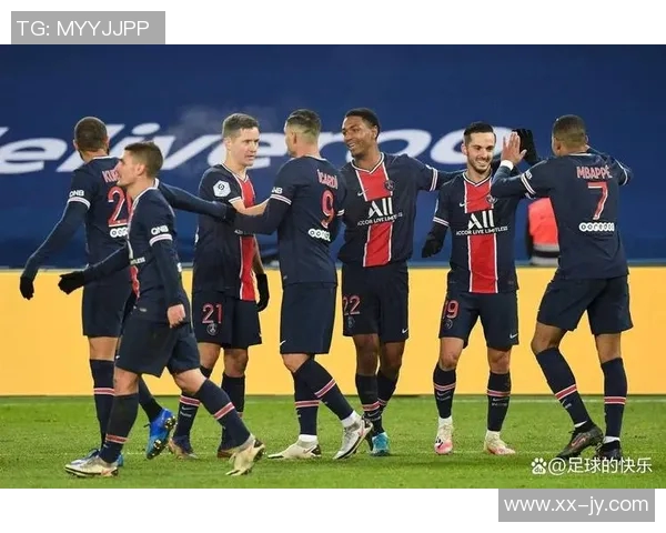 福将杜埃闪耀赛场17场比赛进球助巴黎全胜展现强大实力 福将杜埃闪耀赛场17场比赛进球助巴黎全胜展现强大实力